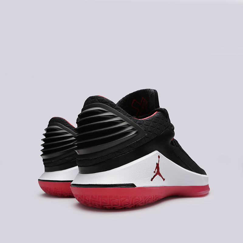 мужские черные баскетбольные кроссовки Jordan XXXII Low AA1256-001 - цена, описание, фото 4